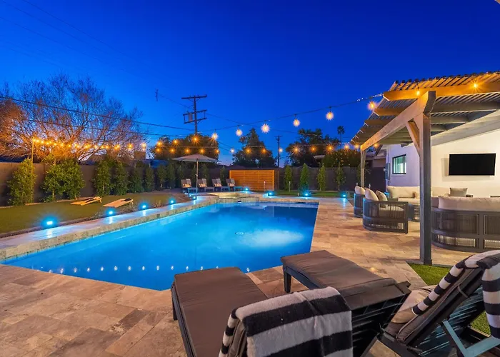 Luxuryoasis Htdpoolhottubfire Pitgolf Oldtown * Scottsdale