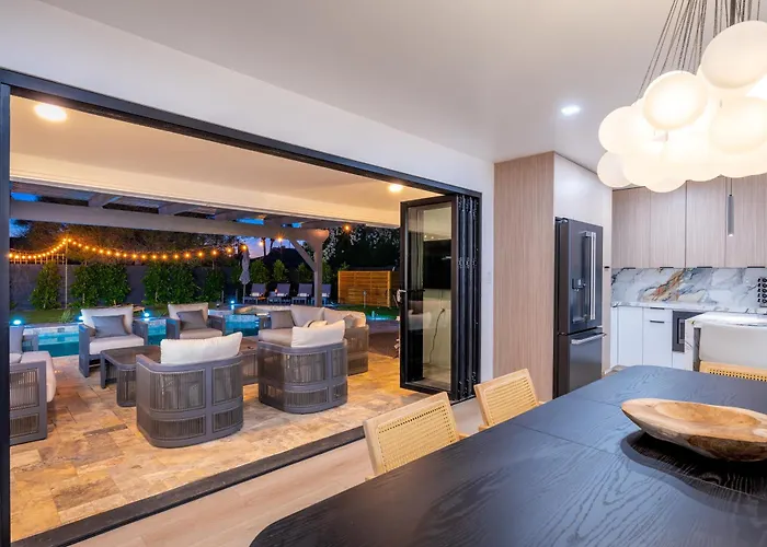 Luxuryoasis Htdpoolhottubfire Pitgolf Oldtown Scottsdale