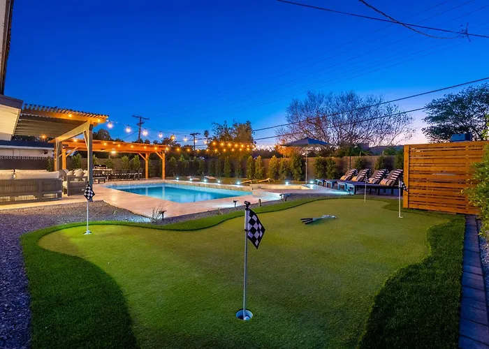 Holiday home Luxuryoasis Htdpoolhottubfire Pitgolf Oldtown Scottsdale