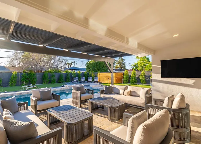Holiday home Luxuryoasis Htdpoolhottubfire Pitgolf Oldtown Scottsdale